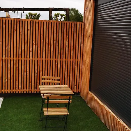 Apartament Chez Aurel Et Nico. La Lande-de-Fronsac