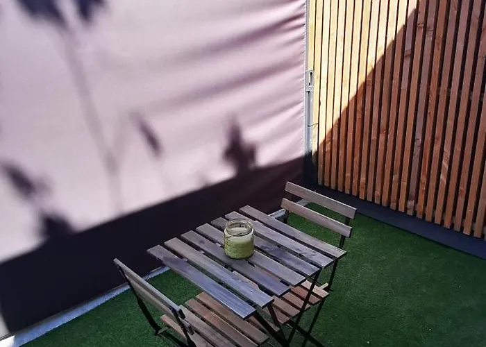 アパート Chez Aurel Et Nico. *